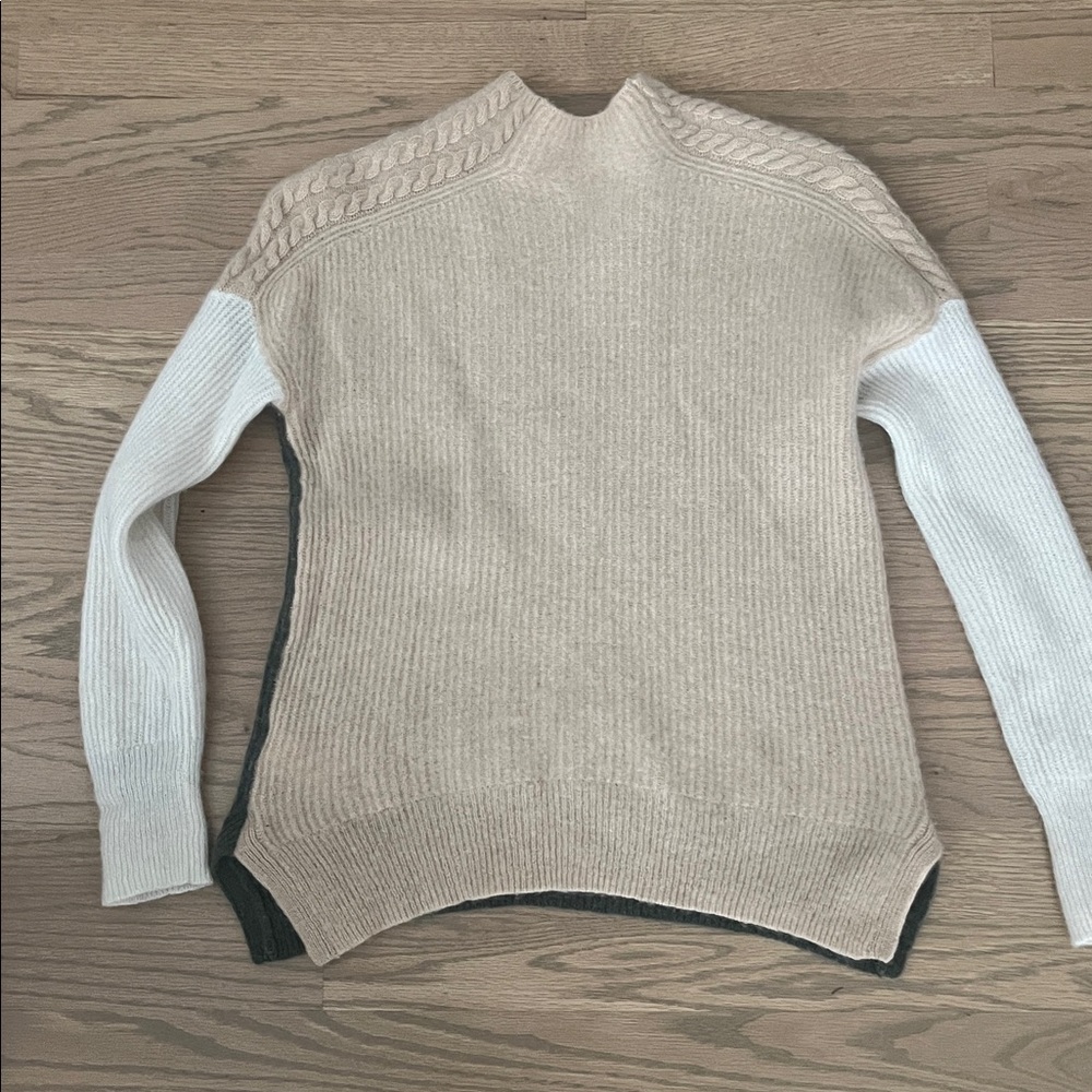 Seaspun Cashmere Sweater by Vineyard Vines | small - Picture 5 of 7